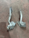 Renault Megane 3 Kaput Menteşesi