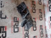 MERCEDES W212 SAĞ ÖN TAMPON BRAKETİ A2128852665