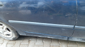 renault laguna 1 sağ arka kapı çıtası