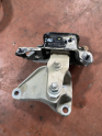 FORD FİESTA MOTOR KULAĞI ORİJİNAL