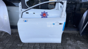 Toyota Corolla 2019 25 sol ön kapı beyaz