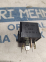 ÇIKMA VW AUDİ 645 KONTAK RÖLESİ 4H0951253A