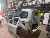 Oto Çıkma Parça / Kaporta & Karoser / Komple Ön / Ford / Tourneo Courier / Çıkma Parça 
