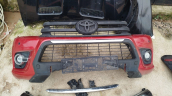 Hilux ön tampon
