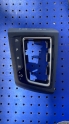 845650-C8120 HYUNDAİ İ20 OTOMATİK VİTES ÇERÇEVESİ VE ŞARTELİ 15-