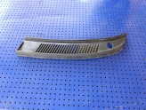 93050785 PORSCHE 911 SOL ÖN CAM SİLECEK ALTI IZGARASI 89-91