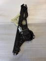 RENAULT SCENİC E-TECH SAĞ ARKA CAM KRİKOSU 827201511R