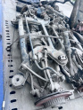 Mercedes C W205 arka defransiyel taşıyıcı akis