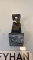 seat cordoba 1997-2001 ön sol kapı alt menteşesi
