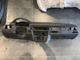 BMW E90 GÖĞÜS TORPİDO SİYAH BARDAKLIKLI  AİRBAG 51459120328 Ç