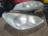 Hyundai i20 sağ ön far