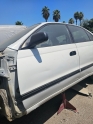 Toyota Carina sol ön kapı