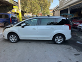 Peugeot 5008 sol ön kapı çıkma