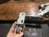 Oto Çıkma Parça / Mekanik / Kapı Menteşesi / Renault / Master / Çıkma Parça 