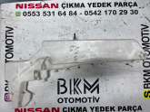 Nissan Navara Silecek Suyu Deposu