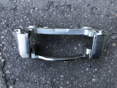 Mıtsubıshı L200 Fren Kaliper Tutucu 4605A128
