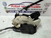 VOLKSWAGEN JETTA ÇIKMA SOL ARKA KAPI KİLİDİ 5K4 839 015
