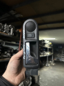 GOLF 4 ARKA CAM DÜĞMESİ ORJİNAL ÇIKMA PARÇAA