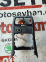 5C6863289E Jetta 2012 orta konsol arka kaplamasi