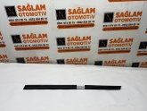 AUDİ A3 2012-2020 SAĞ ÖN KAPI İÇ CAM SIYIRICI 8V4837479