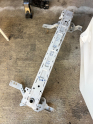 2023 2025 Ford Kuga çıkma ön tampon demiri