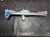 Doblo 4 sağ arka kapı cam krikosu 51906919