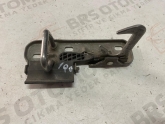 1Q0823480 POLO KAPUT KİLİT ÜST