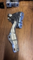 Express Combi Sağ Kaput Menteşesi 2020- 654001238R -Renault Mais