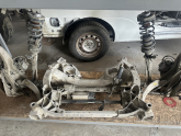 BMW F10 SAĞ ÖN TAŞIYICI YÜRÜR KOMPLE TAKIM SÖKME