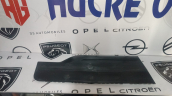 PEUGEOT RİFTER ÖN SAĞ KAPI BANDI 98231360XT 9823136077