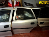 ÖZMEN OPEL VECTRA B ÇIKMA SOL ARKA KAPI CAMI KİLİDİ KRİKOSU