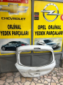 Opel Corsa d bagaj kapağı beyaz renk