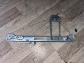 FORD FOCUS 1 SAG ARKA CAM KRİKOSU