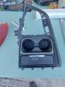 BMW F30 ORTA KONSOL BAKALİTİ