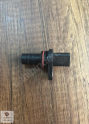 VOLKSWAGEN PASSAT MOTOR KRANK SENSÖRÜ 06H906433D