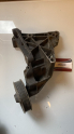90581529 opel zafira klima kompresörü braketi
