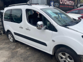 PEUGEOT PARTNER TEPEE SAĞ ÖN KAPI HATASIZ 2009-2016 1.6