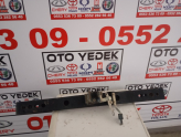 Toyota Hilux şanzıman traversi