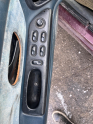 RENAULT LAGUNA 1 SOL ÖN DÖRTLÜ CAM DÜĞMESİ