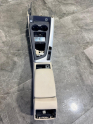 Oto Çıkma Parça / Audi / A4 / Mekanik / Orta Konsol / Çıkma Parça 