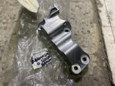OPEL İNSİGNİA A 1.6 DİZEL SAĞ MOTOR KULAĞI BRAKETİ SIFIR 22940345