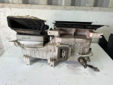 MİTSUBİSHİ LANCER KALORİFER KUTUSU HATASIZ MONTECAR
