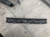 BMW 5 SERİ G30 ÖN TAMPON ALT DEMİR BAKALİTİ 51747359788
