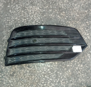 8U0807152C 15-18 AUDİ Q3 ORJ. ÇIKMA TAMPON IZGARA SAĞ