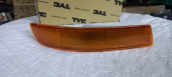 Toyota Corolla AE101 ön tampon sinyali sağ OEM 8151012670 sıfır