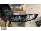 Nissan Pulsar Ön Panjur Çıkma Parça