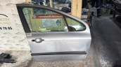 PEUGEOT 307 SAĞ ÖN KAPI KELEBEK CAMI VE LASTİĞİ 00-05 MODEL