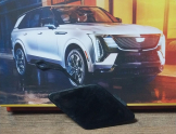 51127301464 orj hatasız bmw f30 arka çeki demir kapağı