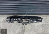 AUDİ A6 C8 ÖN GÖĞÜS TORPİDO 4K1857001B