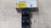 AUDİ A4 DÖRTLÜ CAM AÇMA DÜĞMESİ ORJİNAL 8E0959851B 8E0959851D
